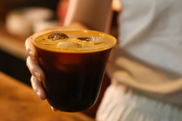 全冰、正常冰、少冰、去冰美式的区别在哪? - ANTAICOFFEE广州安泰咖啡食品有限公司